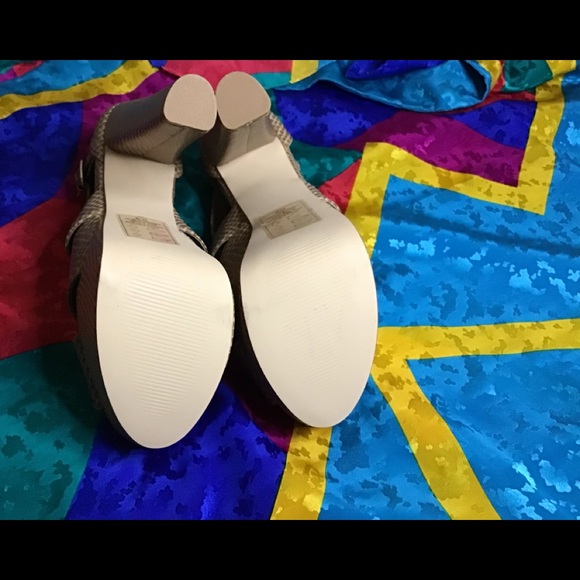 (#14) Izabella Rue Alda Platform Stiletto Sandals - Picture 2 of 9